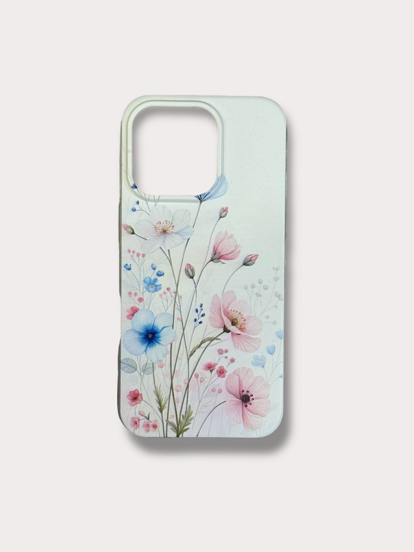 Delicate Flowers Кейс
