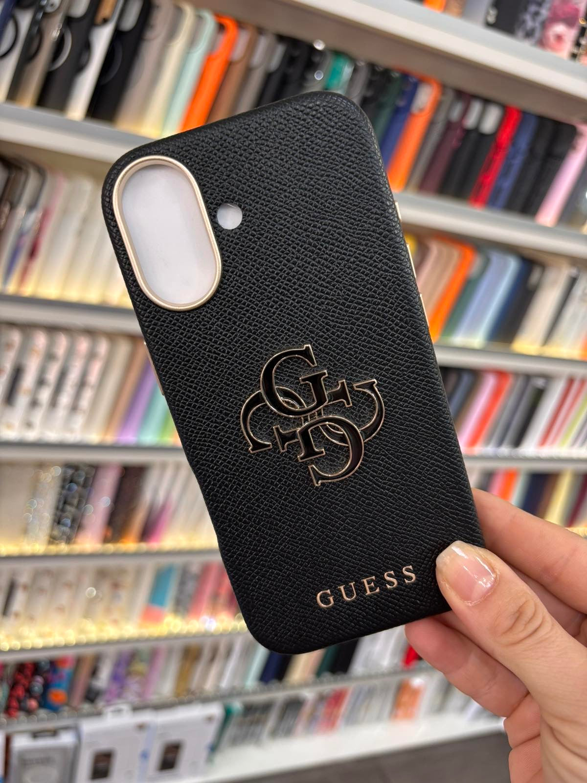 Guess 4G logo Кейс - iPhone 17