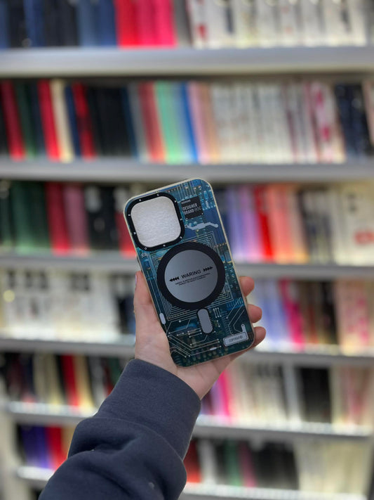 Tech Circuit MagSafe Кейс