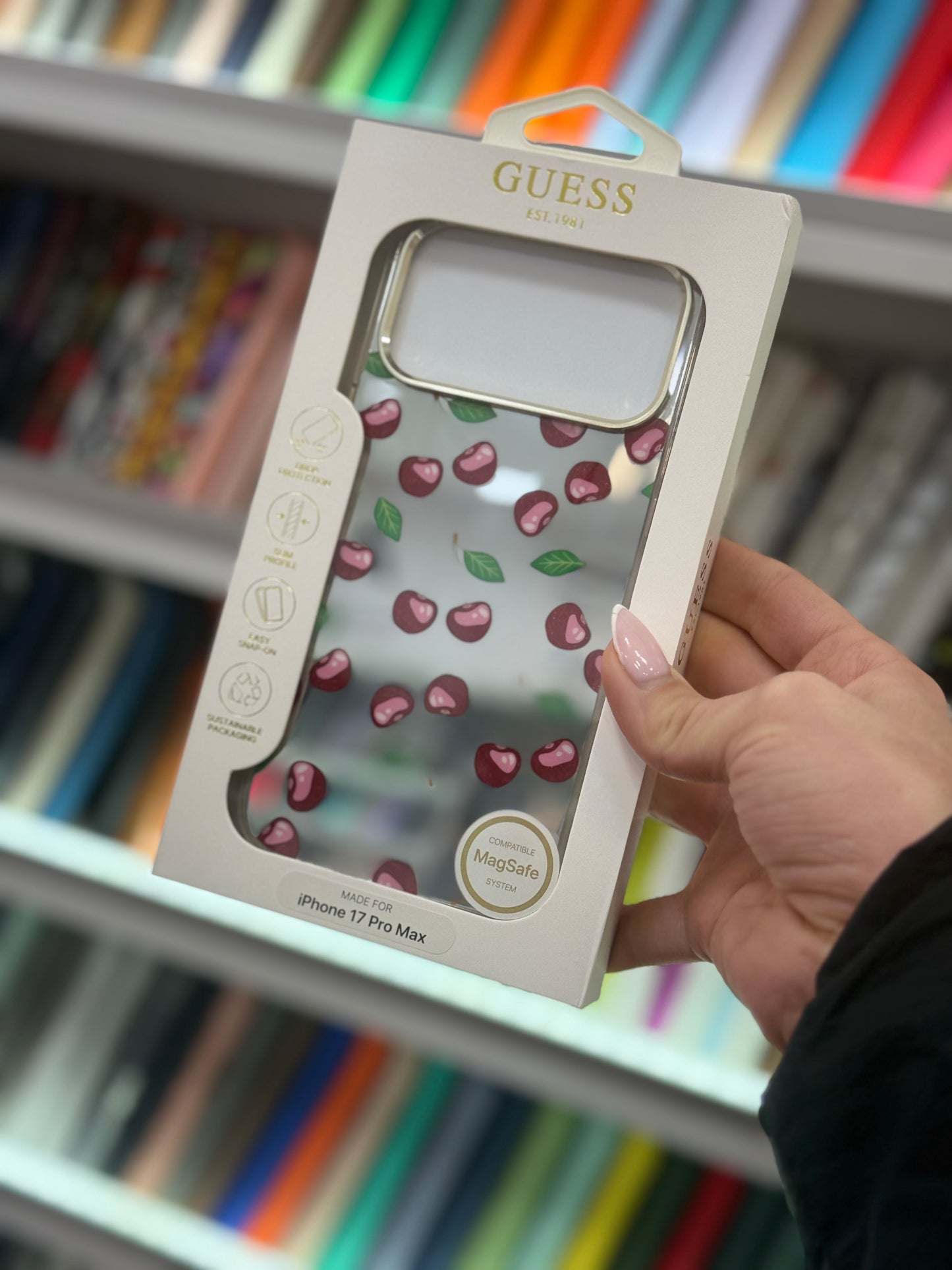 Guess Cherry Кейс