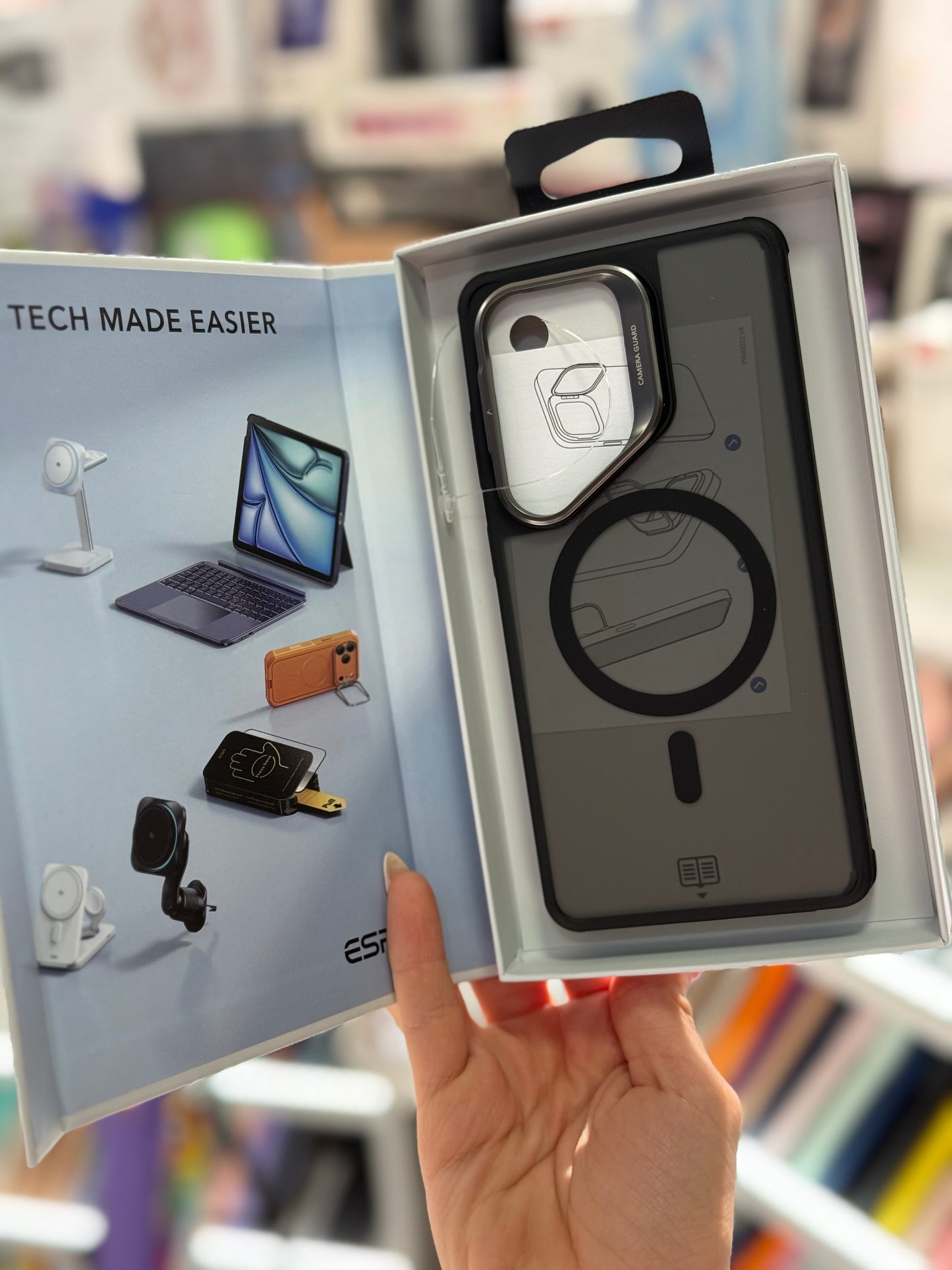 ESR Hybrid Magnetic Case
