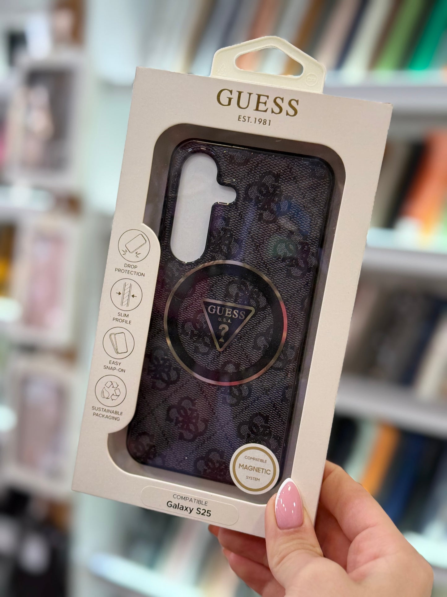 Guess Black MagSafe Кейс - S25