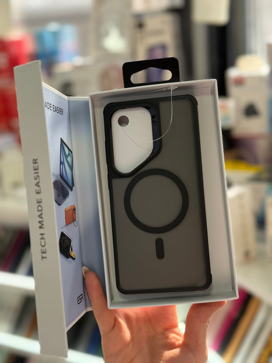 ESR Hybrid Magnetic Case