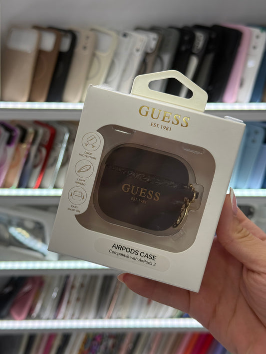 Калъф Guess 4G Charms Silicone за AirPods 3, черен