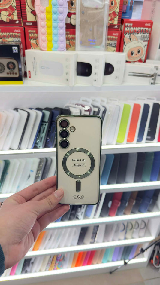 MagSafe Clear Green Кейс